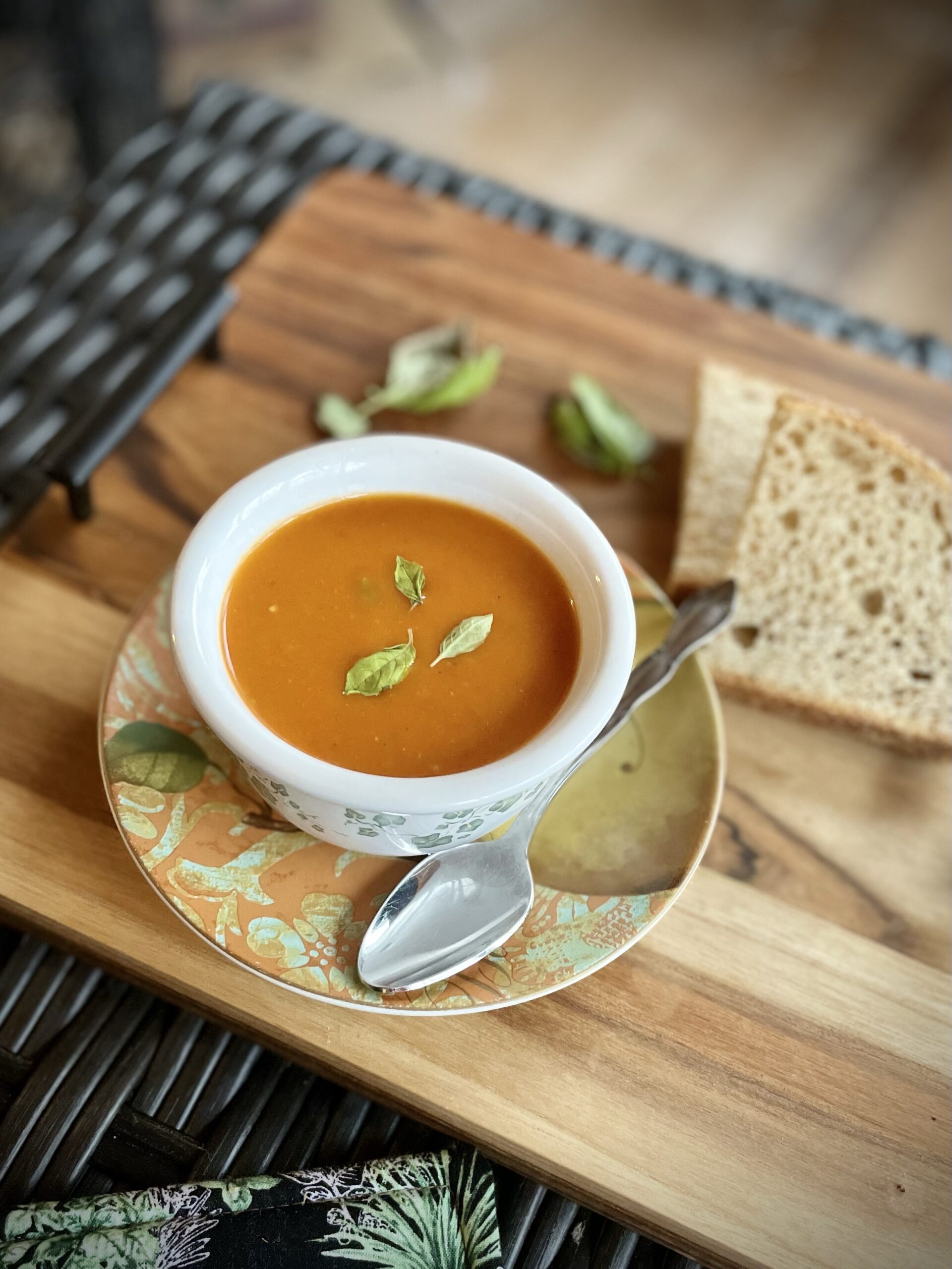 Roasted Red Pepper Tomato Basil Soup